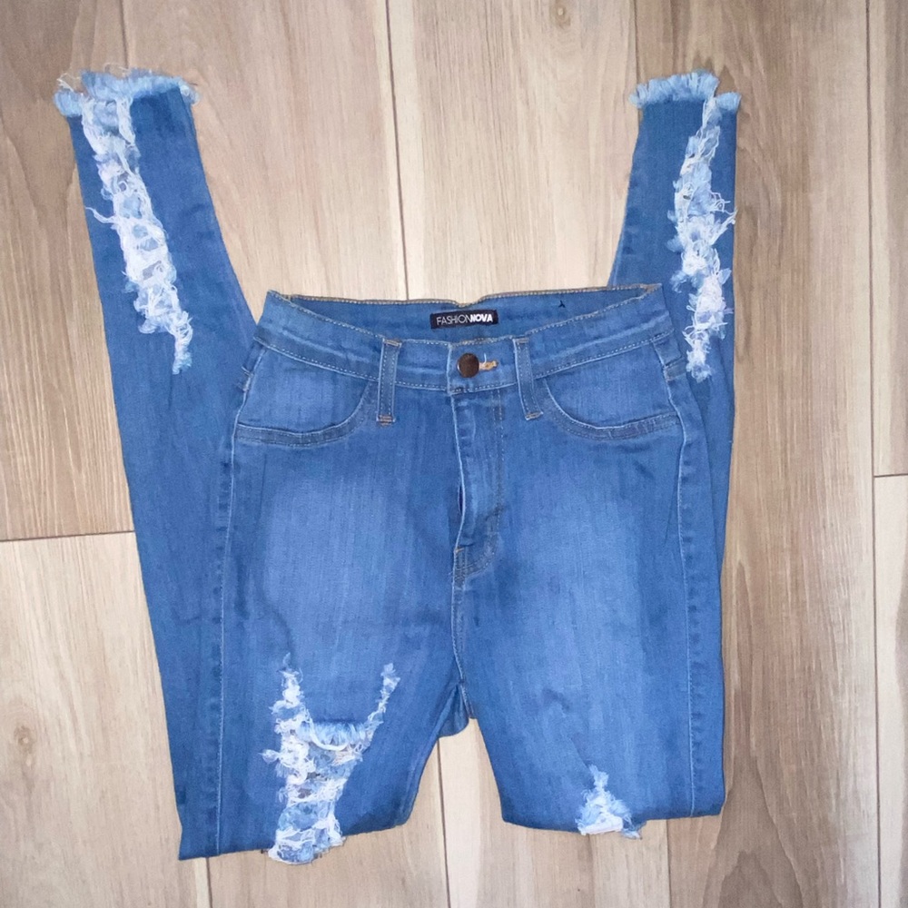 Fashion Nova High Waisted Ripped Jeans - Picture 5 of 8